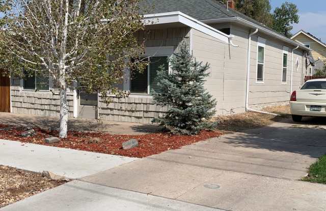 Awesome duplex! 1400 7th Ave.