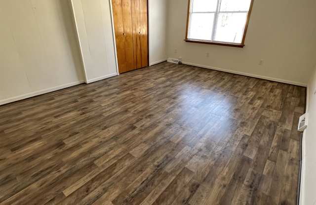 342 Thompson Street, Apt. 3