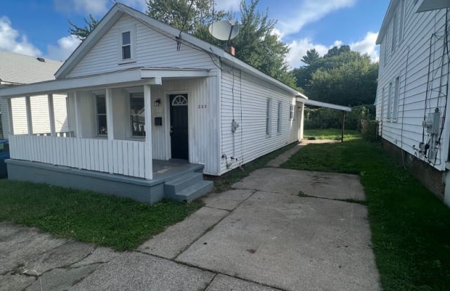 223 WALLACE - 223 Wallace Street, Erie, PA 16507