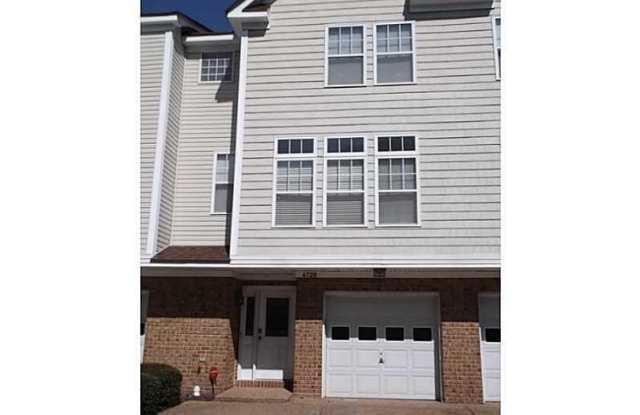 4728 Beach Bay Court