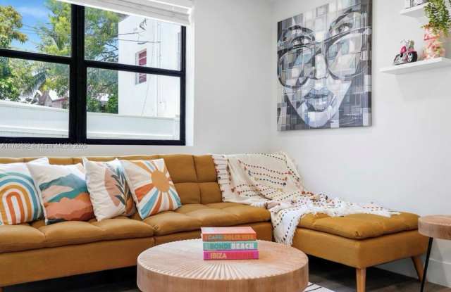 584 Northwest 30th Street