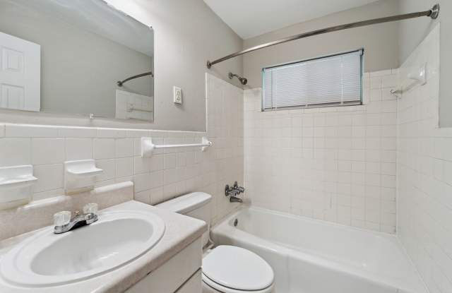 1219 W. Emery Street