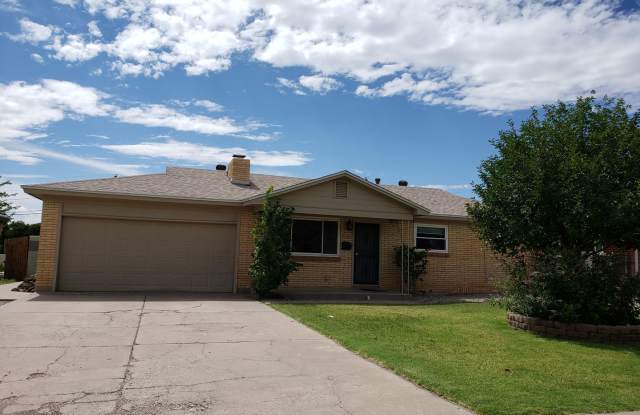 Nice 3 Bedroom, 2 Bathroom, 2 Car Garage and 1,360 Sq Ft. Brick Home in NE Heights. - 2705 Vermont Street Northeast, Albuquerque, NM 87110