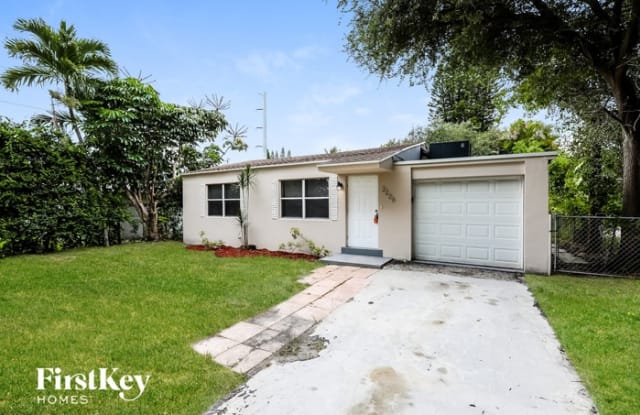 2206 Liberty Street - 2206 Liberty Street, Hollywood, FL 33020