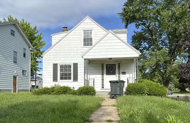 3-Bedroom, 1-Bathroom Home – $1,250/Month | Accepting Section 8