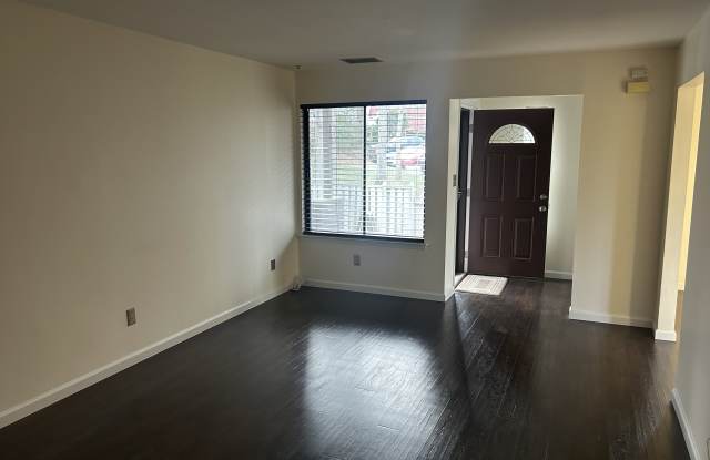 Photo of 57 Birchwood Rd