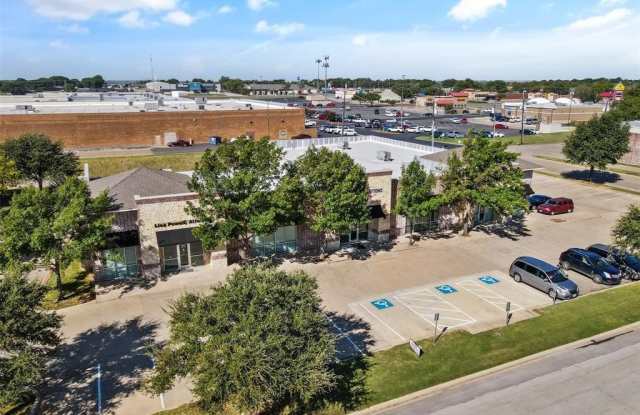 202 Hyde Park Boulevard