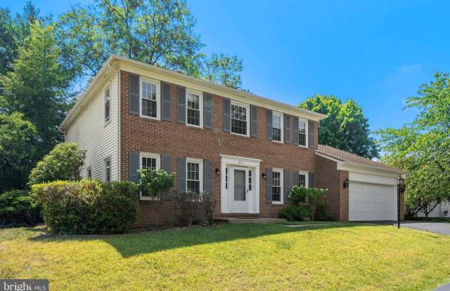 8211 LABBE LANE - 8211 Labbe Lane, Dunn Loring, VA 22182