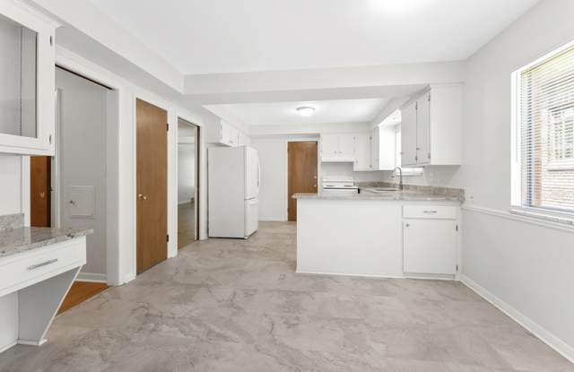 930 Trombley Rd. - 932