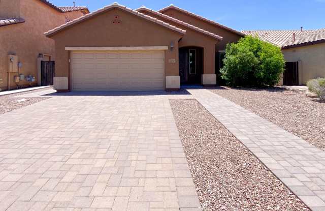 10745 W DESERT ELM Lane