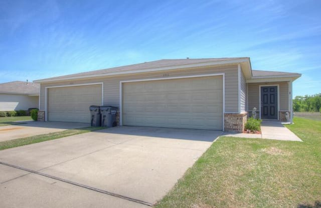 5712 North 34th Street - 5712 N 34th St, Wagoner County, OK 74014