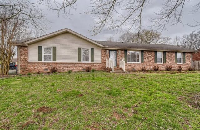 115 Creekwood Ln - 115 Creekwood Lane, Hendersonville, TN 37075