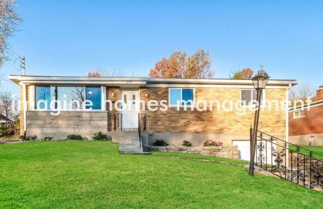 Photo of 577 Claymore Terrace