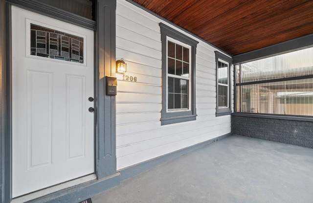 1206 Linden Pl