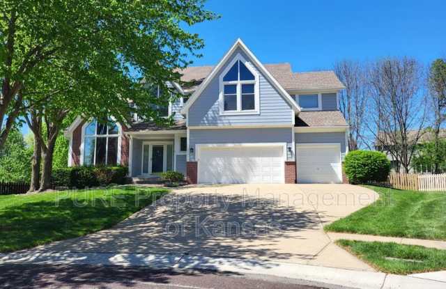 12902 Mackey Street - 12902 Mackey Street, Overland Park, KS 66213