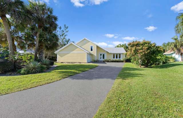 2626 SE Erickson Drive