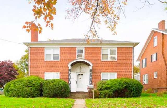 1311 N MARKET STREET