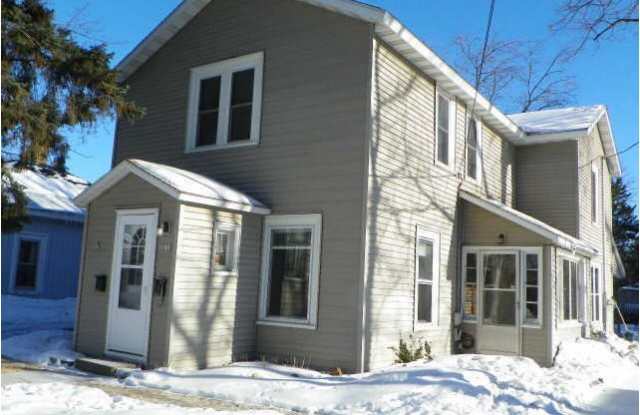 Photo of 2033A Michigan Ave