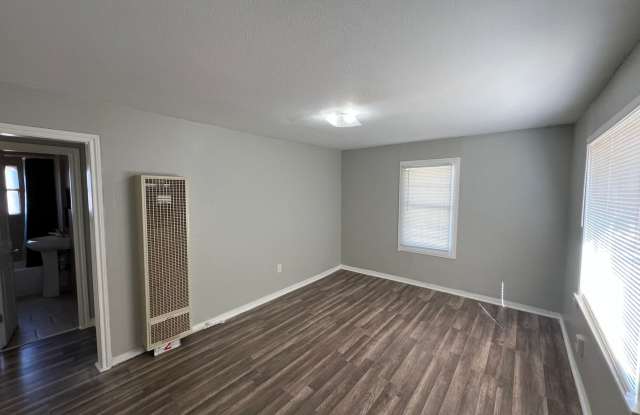 Super cute 2 bed at the right place and price