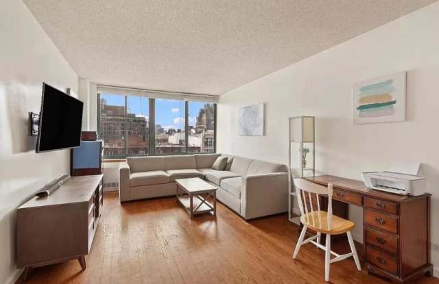 Photo of 22 West 15th Street