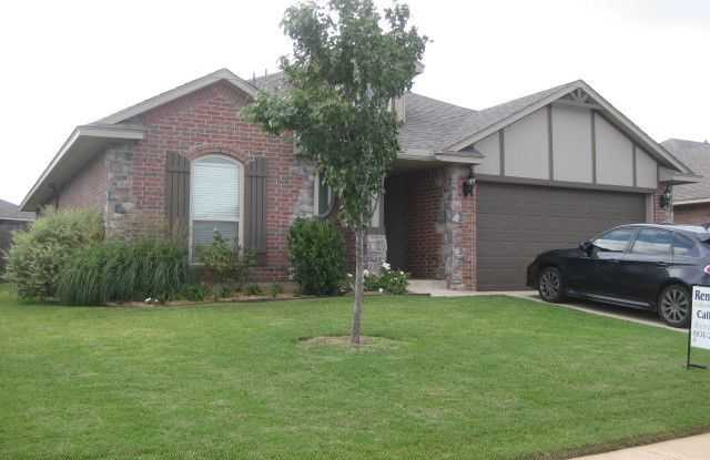 Beautiful 3 Bedroom Home With An In-Ground Storm Shelter!!!