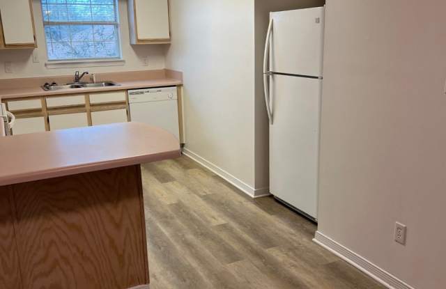 2811 Bradford Place, Unit 4