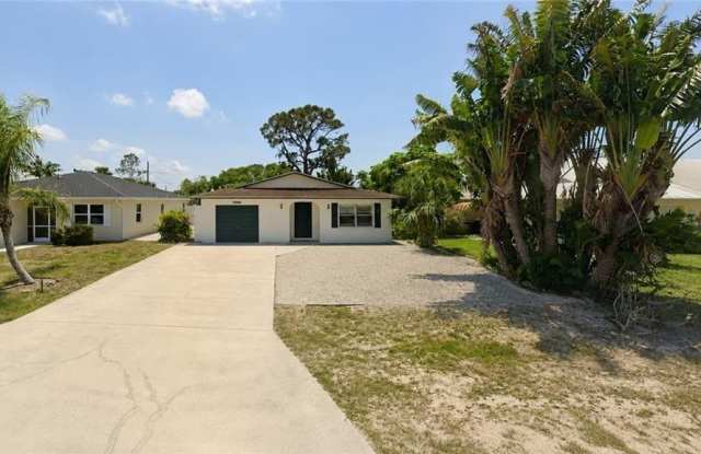 632 98th Ave N lot: 34