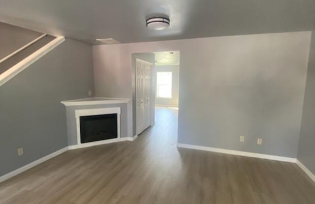 834 Avenue E (new) - 1