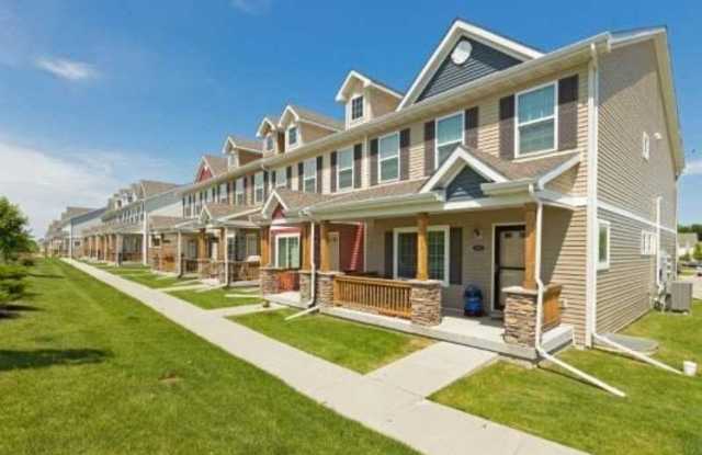 Greenway Square Townhomes