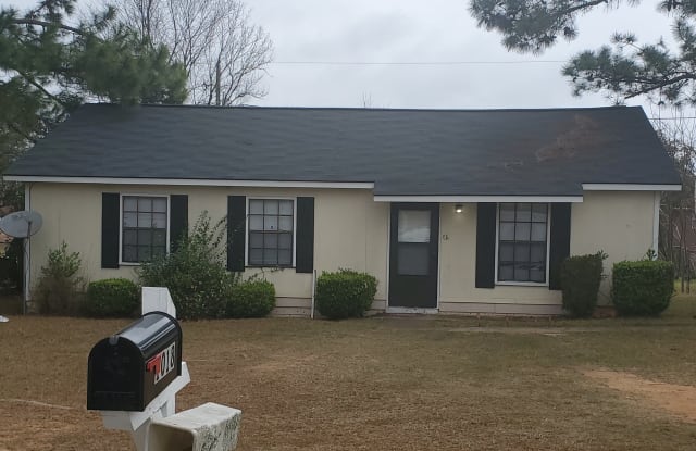 1018 Inverness Rd