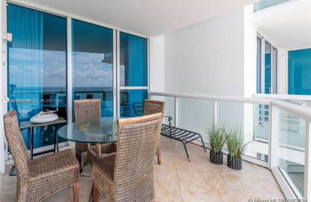 Photo of 3801 Collins Ave