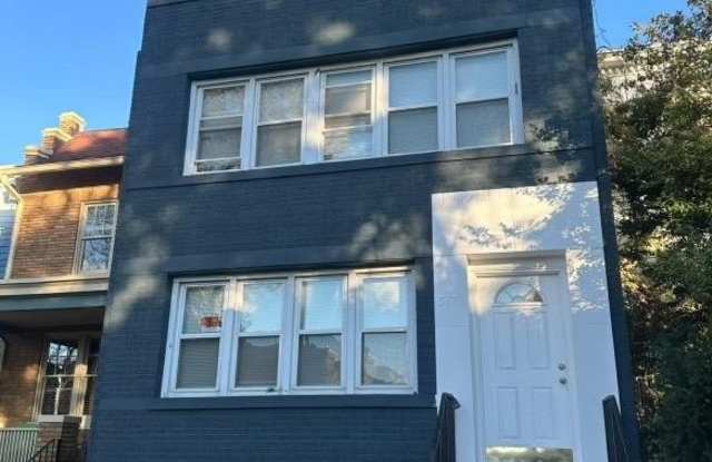 517 7TH Street NE unit: 2