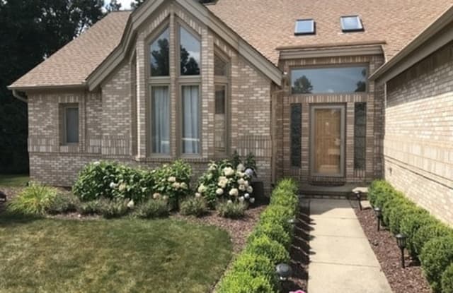 1085 Olympia Drive - 1085 Olympia Drive, Rochester Hills, MI 48306