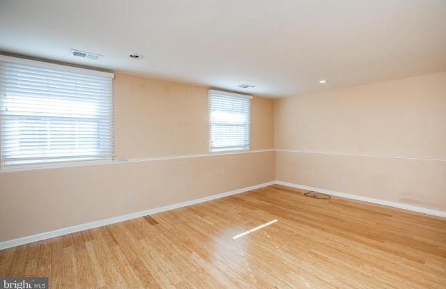 119 WALT WHITMAN Boulevard