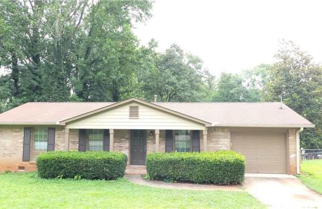 Photo of 211 Pine Forest Drive