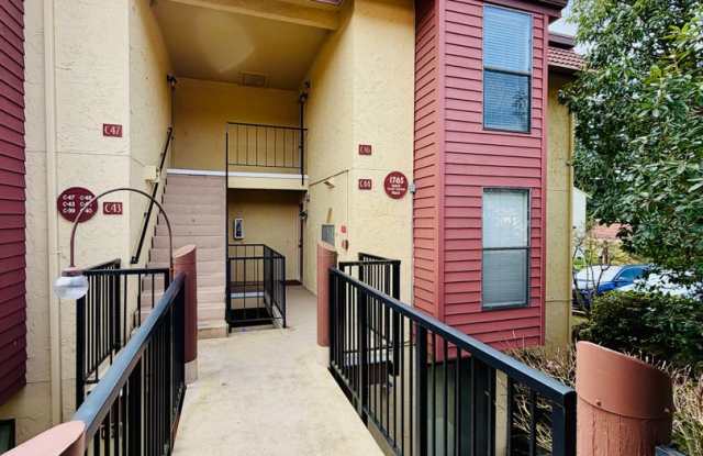 Affordable Top Floor Condo on Bus Route