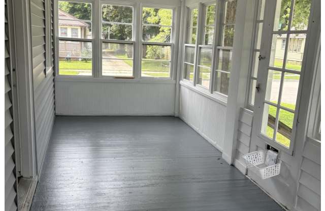 1061 South Terrace Street