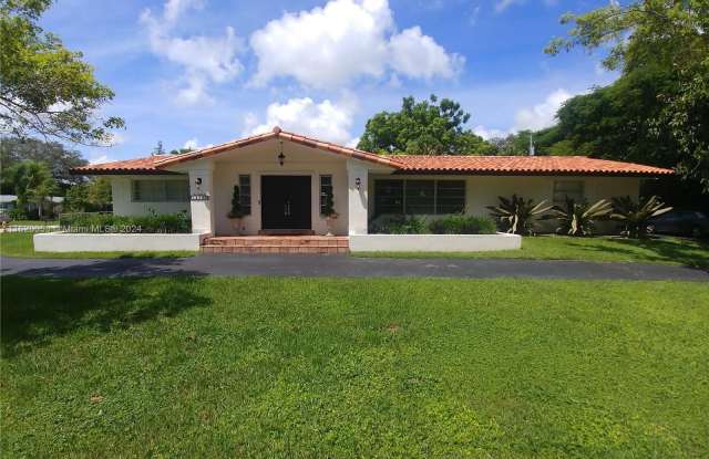 12420 SW 105th Ave