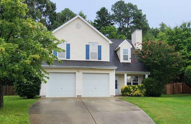 102 Glen Croft Court