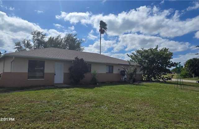 1302 NE 9th Street unit: 1302