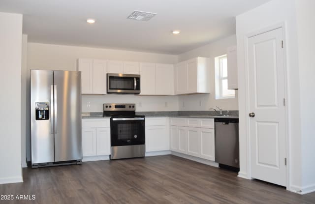 1697 S Moonshadow Drive