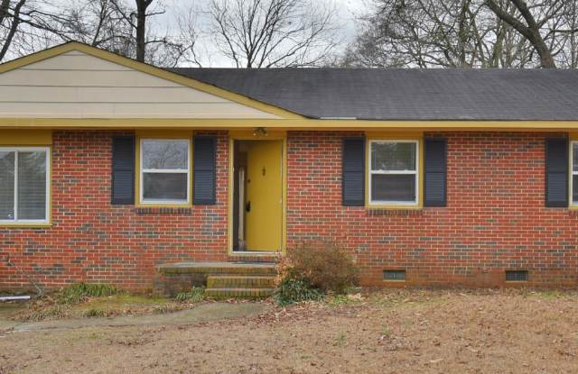 6005 Amstead Ave - 6005 Amstead Ave, Fayetteville, NC 28314