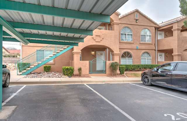 Photo of La Paloma Condo with 2-Bedrooms and 2-Bathrooms