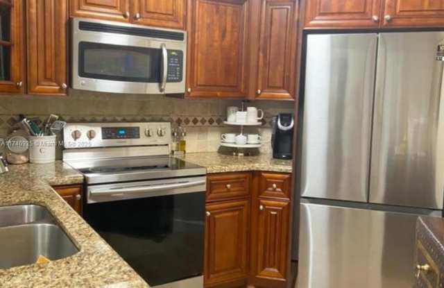 Photo of 10245 NW 9th St Cir