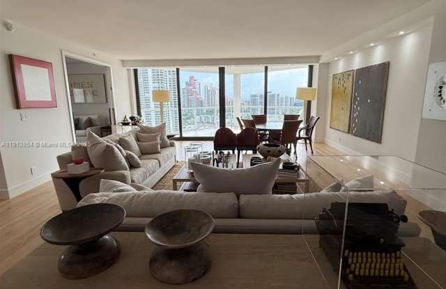 Photo of 19500 E Turnberry Way