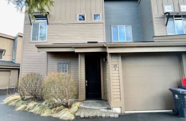 40 SW McKinley Ave, #1 - 40 Southwest Mc Kinley Avenue, Bend, OR 97702