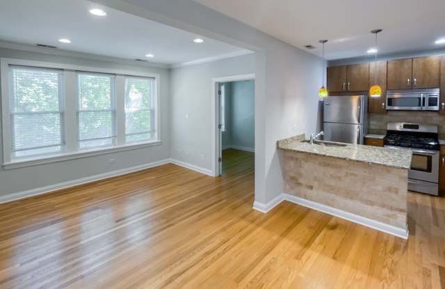 1634-36 W. Grace / 3804-10 N. Marshfield