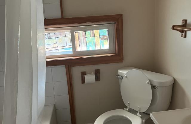 24 East Summit Street - 2