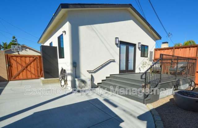 Photo of 676 DORIS AVE