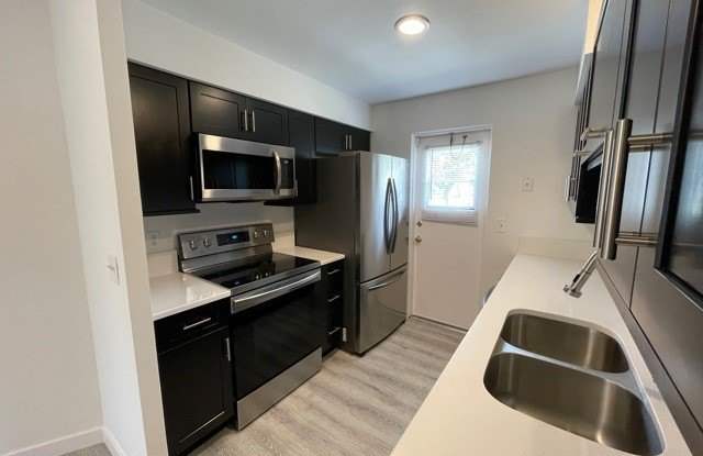 2078 Crawford Street